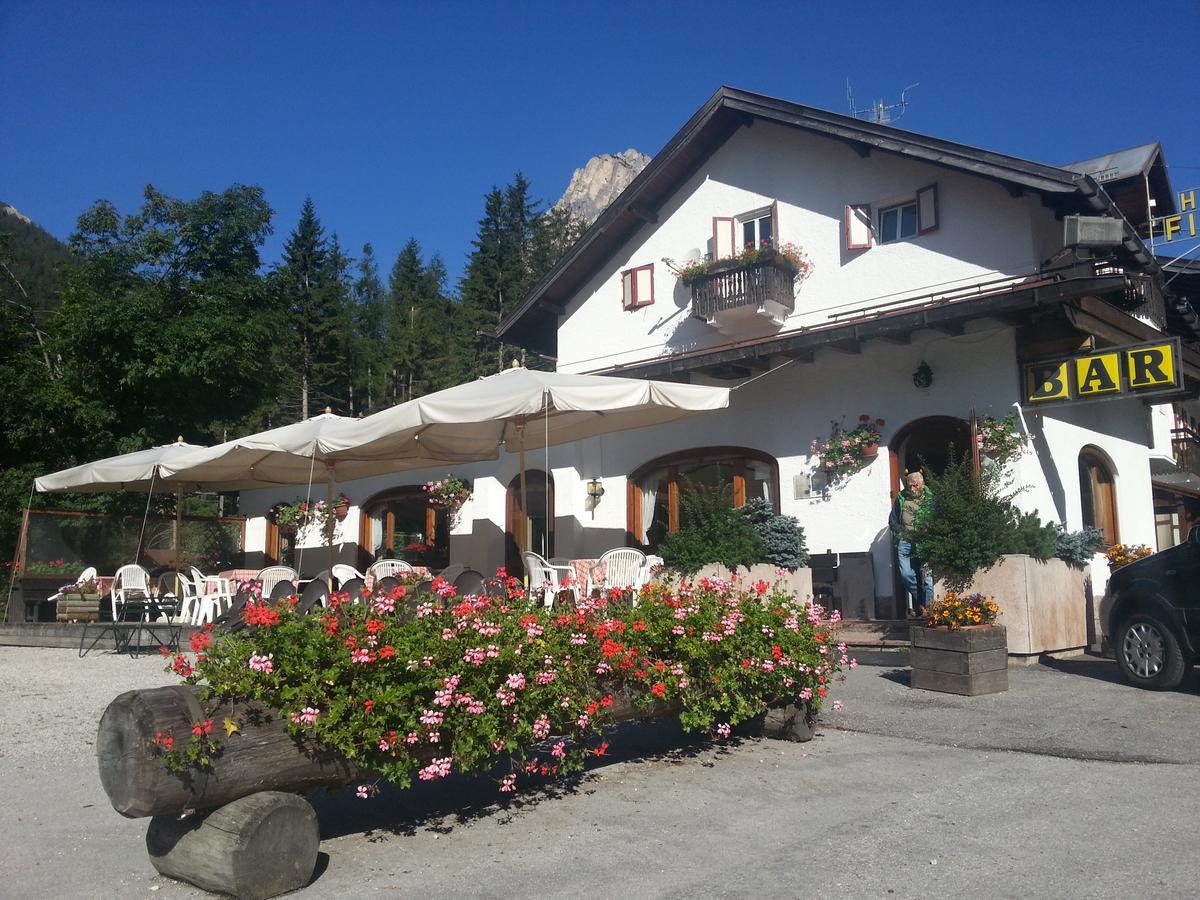 Hotel Fiames Cortina dʼAmpezzo Kültér fotó