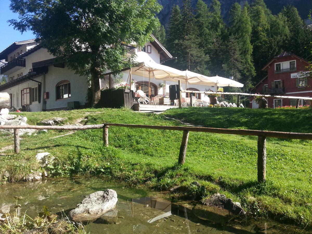 Hotel Fiames Cortina dʼAmpezzo Kültér fotó
