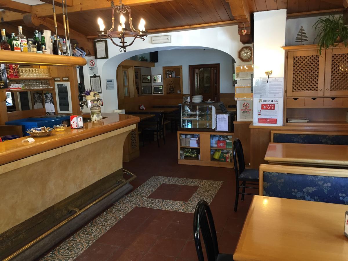 Hotel Fiames Cortina dʼAmpezzo Kültér fotó