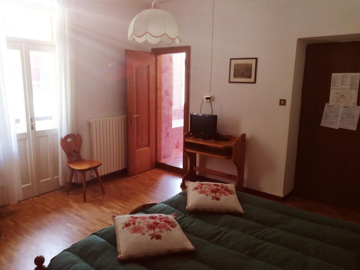 Hotel Fiames Cortina dʼAmpezzo Kültér fotó